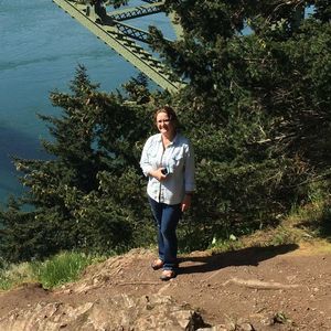 Meet your Posher, Ellen